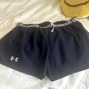 Navy blue women’s under armor shorts!